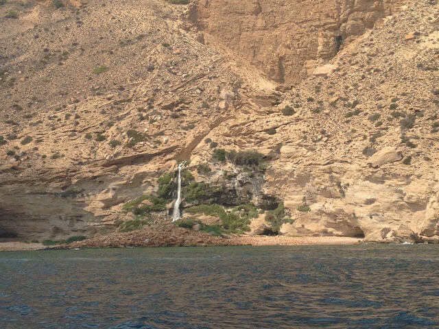 Paseos en familia en barco El Campello