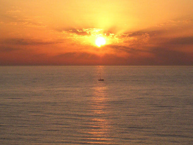 Puesta de sol desde el barco